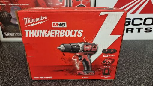 Milwaukee M18BPD-202B M18 18V Combi Drill Set