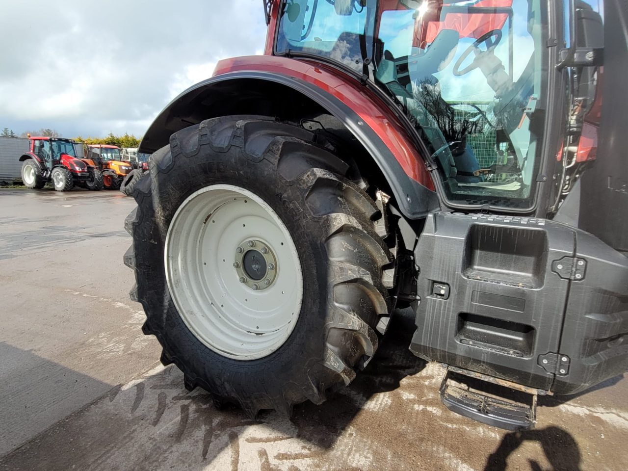 Quality Used Tractors for sale Cork Ireland Valtra New Holland