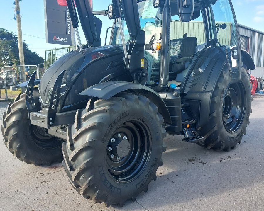 Quality Used Tractors for sale Cork Ireland Valtra New Holland